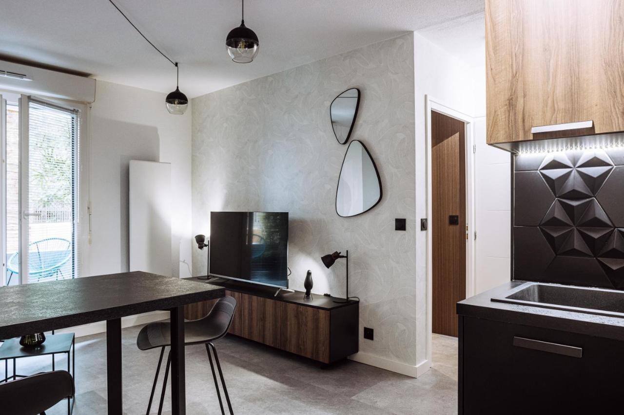 Henri IV - 2 Pieces - Parking Gratuit Apartment Billere Exterior photo